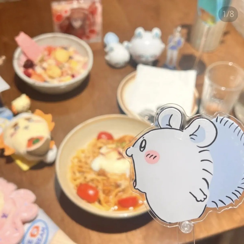 Chiikawa Fly Squirrel Acrylic  - Photography Prompt 评论和价格